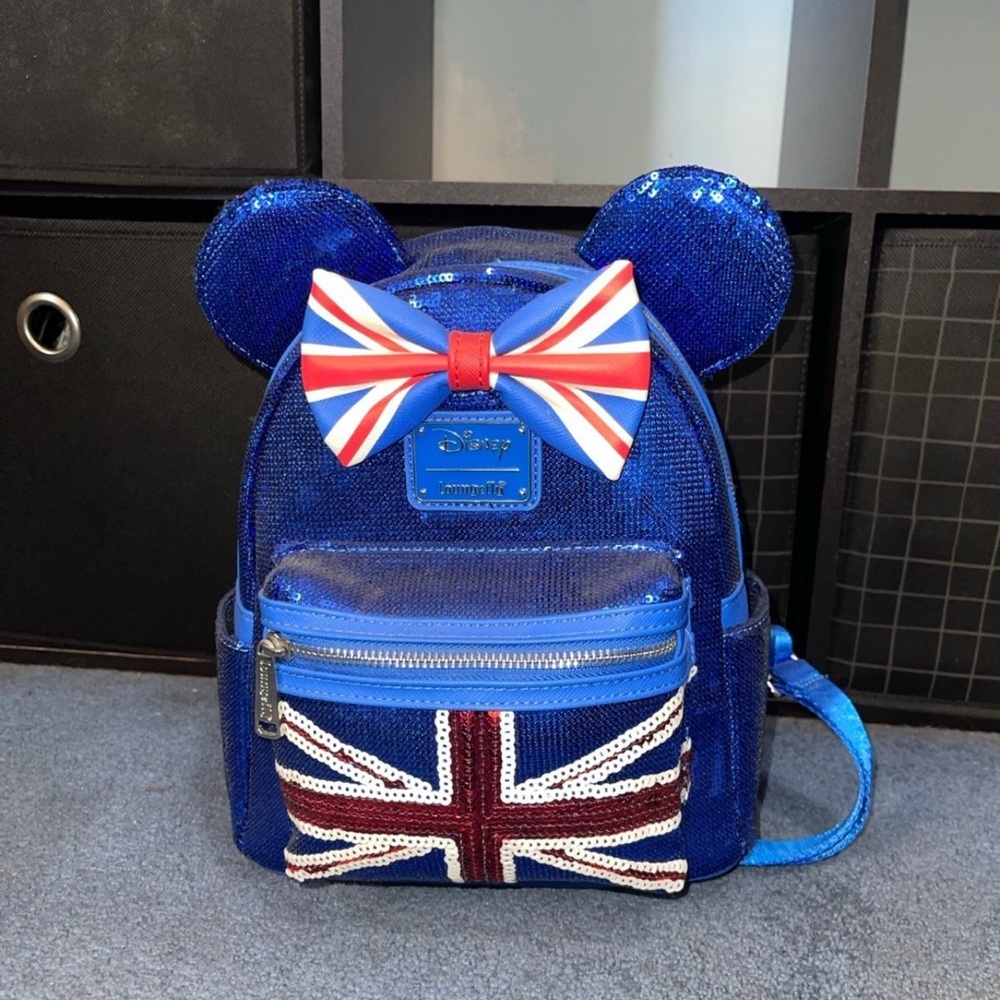 Loungefly Minnie Mouse Union Jack Mini Backpack